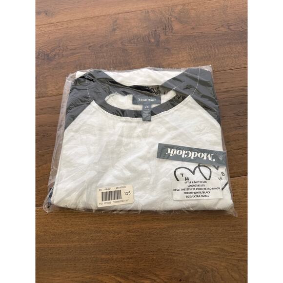 ModCloth They/Them Pride Retro White Black Raglan 3/4 Sleeve Tee Size XS NWT - Picture 3 of 9